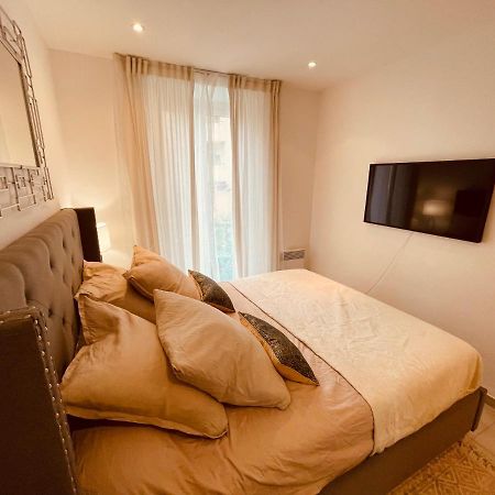 Nice Renting - Paganini - Spacious Apartment - 2 Bedrooms - King Bed - Bathtub - Heart Of Nizza Kültér fotó
