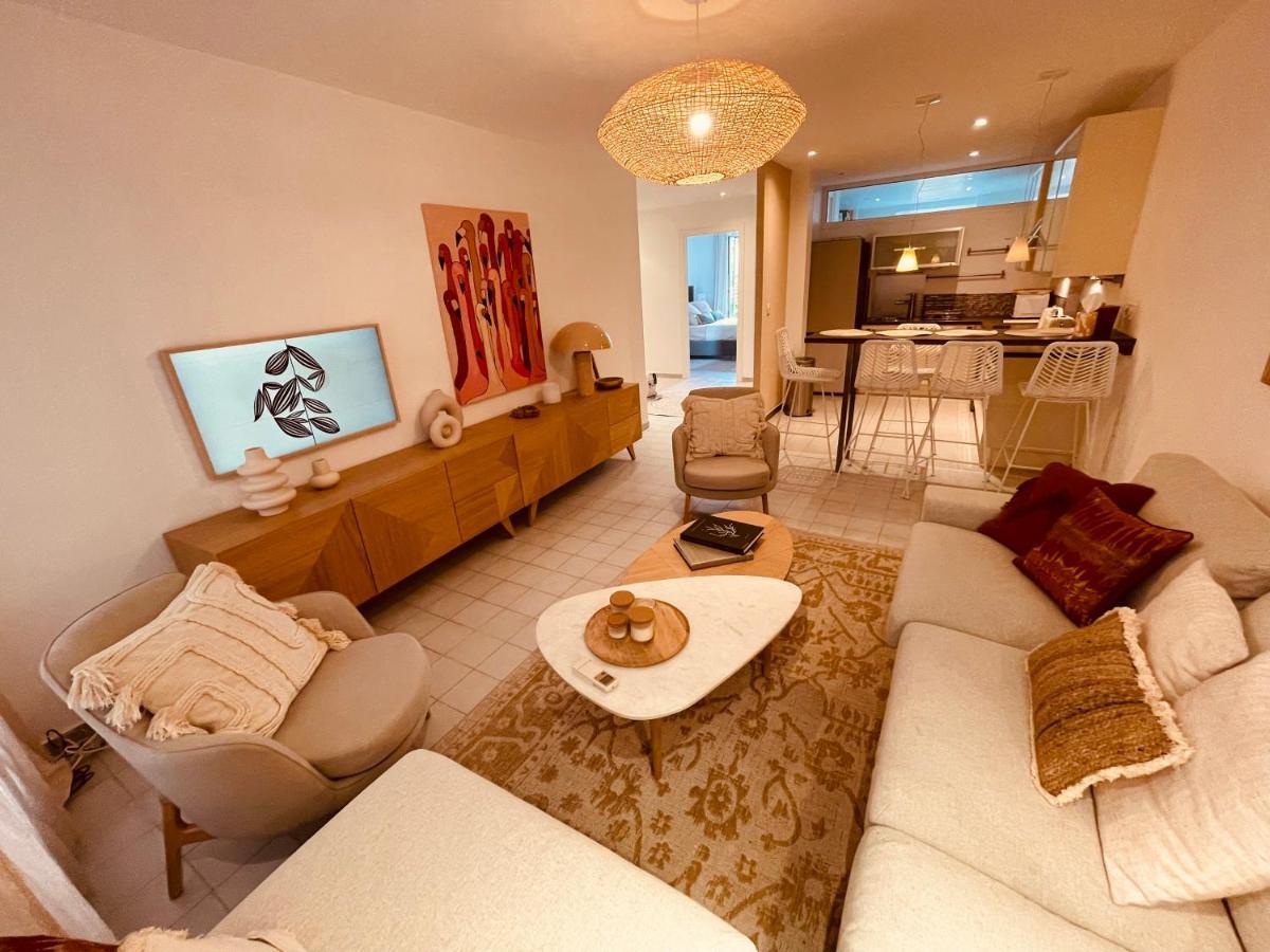 Nice Renting - Paganini - Spacious Apartment - 2 Bedrooms - King Bed - Bathtub - Heart Of Nizza Kültér fotó
