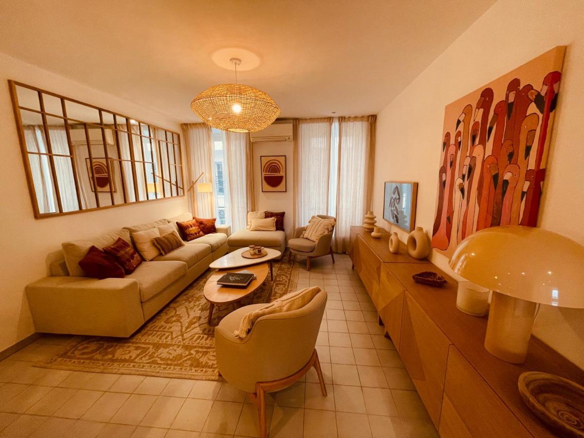 Nice Renting - Paganini - Spacious Apartment - 2 Bedrooms - King Bed - Bathtub - Heart Of Nizza Kültér fotó
