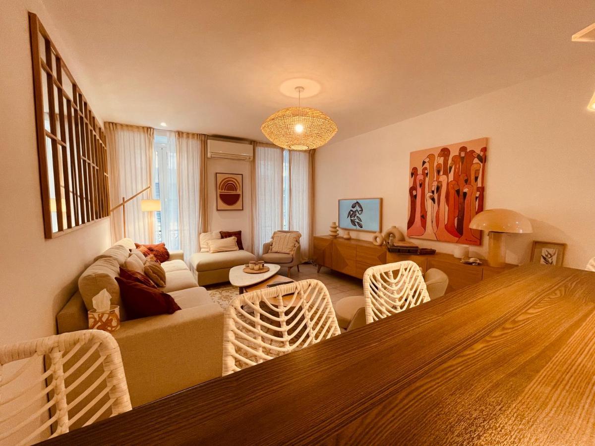Nice Renting - Paganini - Spacious Apartment - 2 Bedrooms - King Bed - Bathtub - Heart Of Nizza Kültér fotó