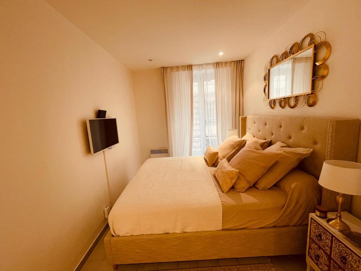 Nice Renting - Paganini - Spacious Apartment - 2 Bedrooms - King Bed - Bathtub - Heart Of Nizza Kültér fotó