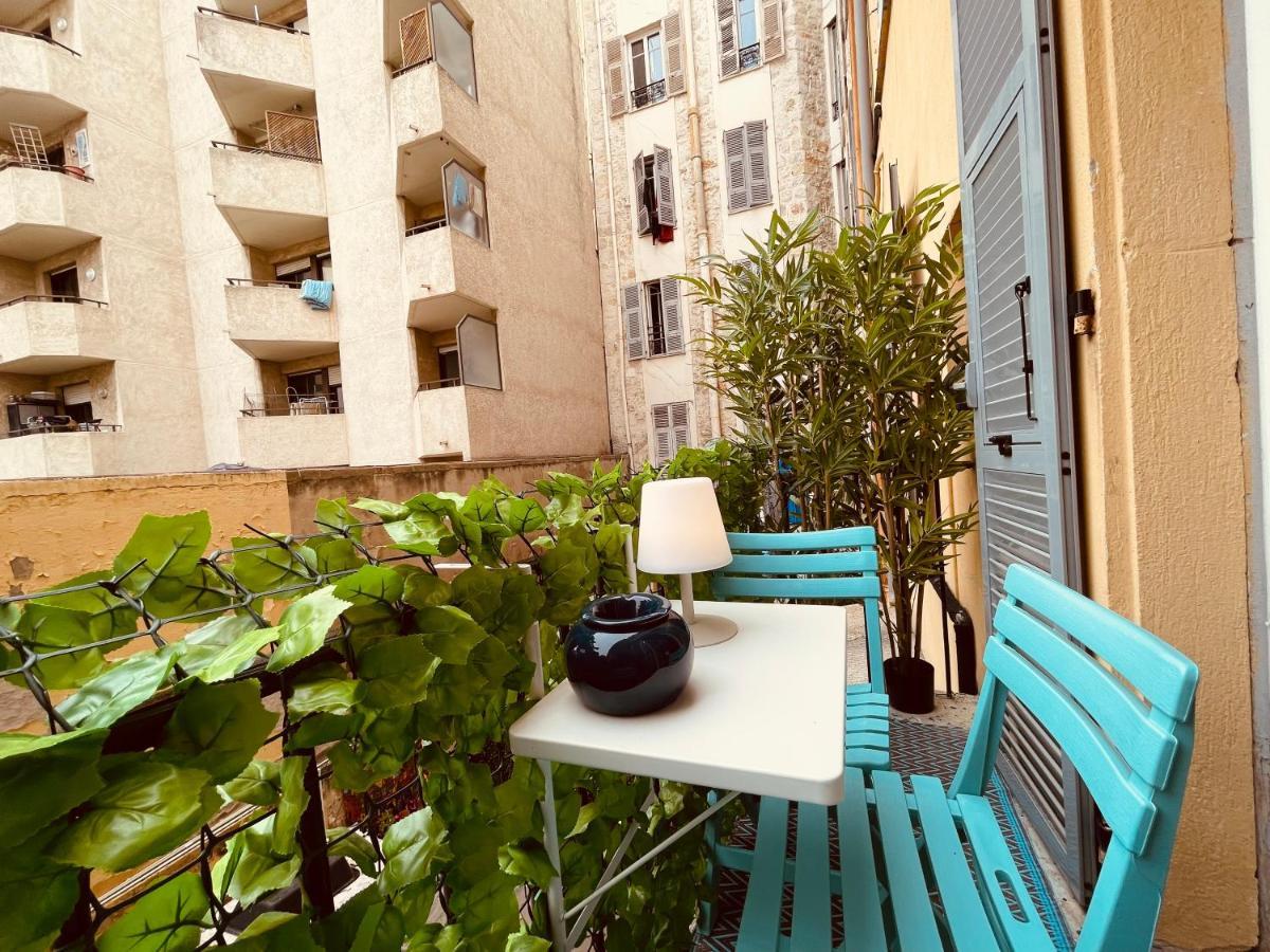 Nice Renting - Paganini - Spacious Apartment - 2 Bedrooms - King Bed - Bathtub - Heart Of Nizza Kültér fotó