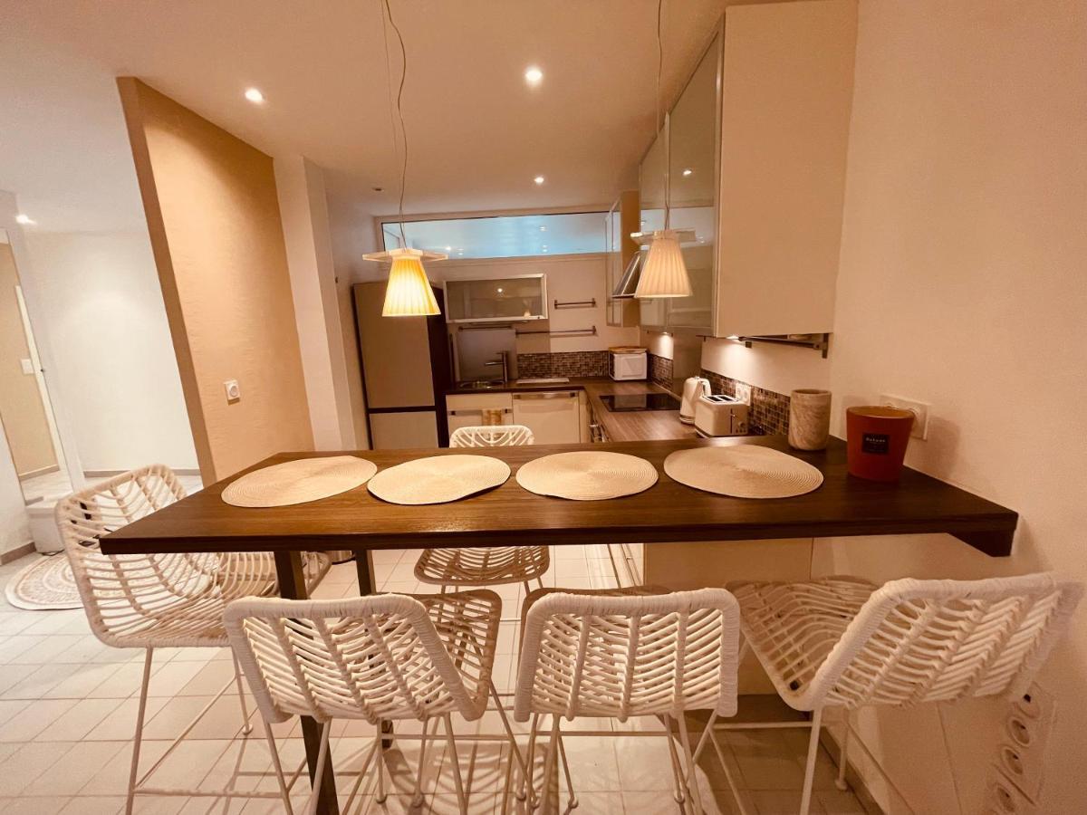 Nice Renting - Paganini - Spacious Apartment - 2 Bedrooms - King Bed - Bathtub - Heart Of Nizza Kültér fotó